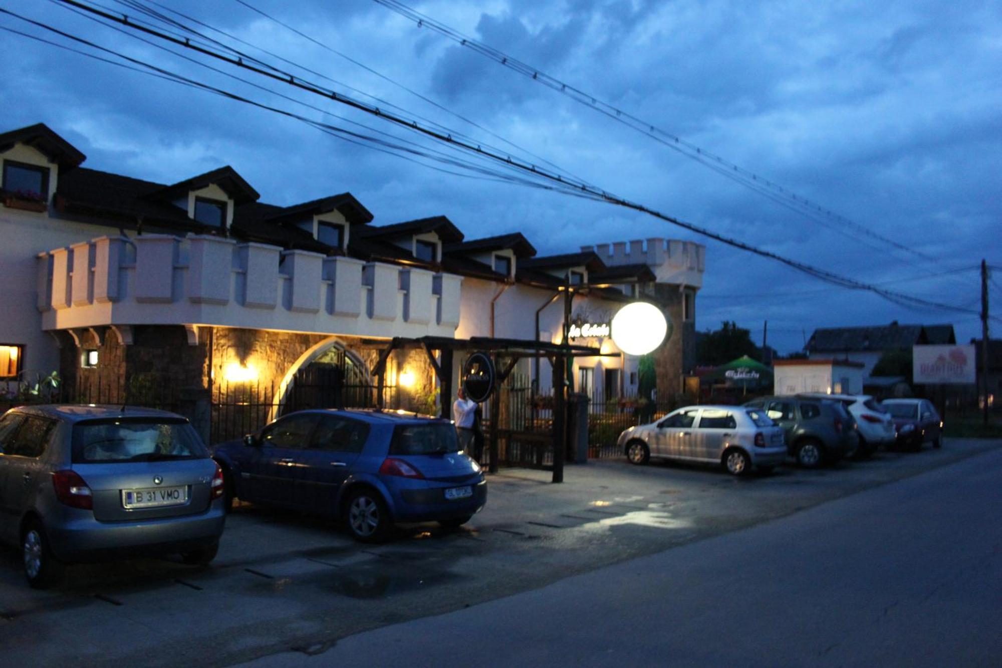 Hotel Lacetate Piteszti Zewnętrze zdjęcie