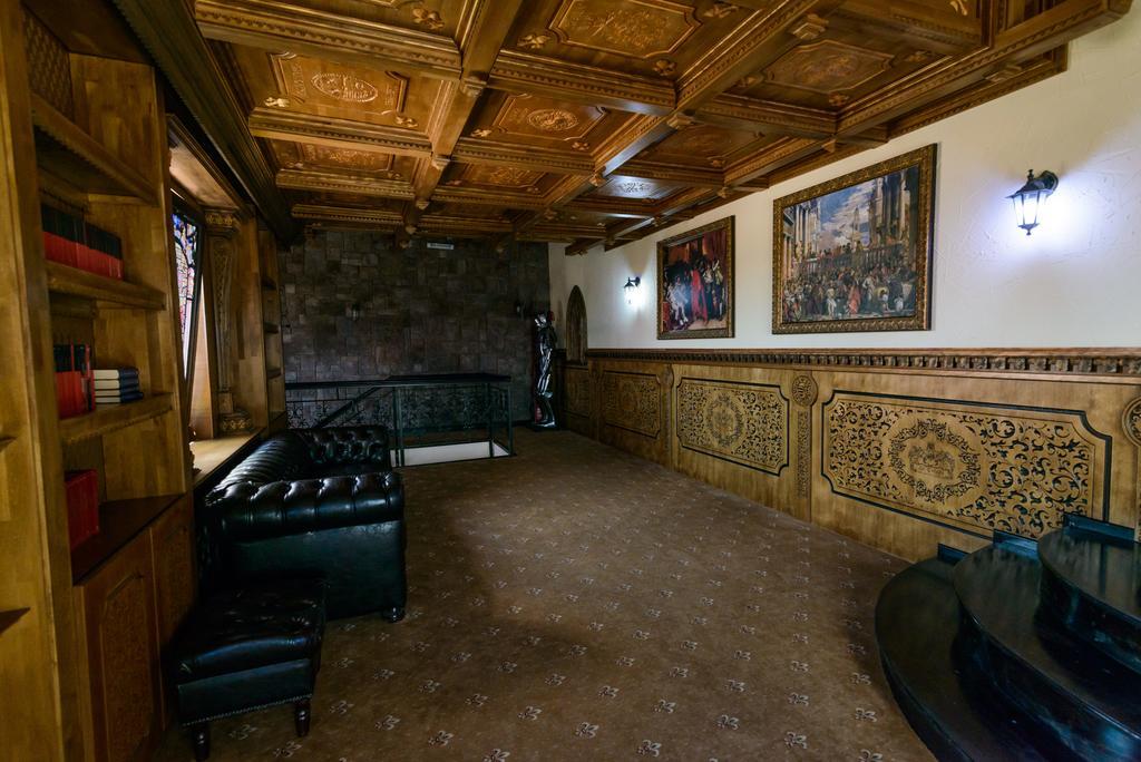 Hotel Lacetate Piteszti Zewnętrze zdjęcie